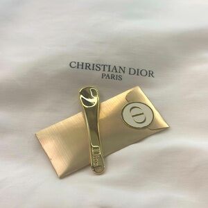 Christian Dior Spoon Pendant - Dior Prestige - Applicator - Brand New